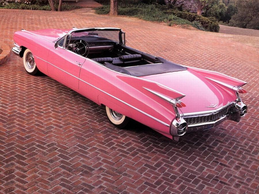  Cadillac Series 62 Convertible 1959 года  (фото 12 из 30)